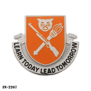 New Hanover High School ~ US Army JROTC DUI Crest Pin ~ NEW ~ Vanguard - Picture 1 of 2