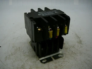 POTTER & BRUMFIELD P30P47D12P1-24 CONTACTOR 600V 40A, 24VDC COIL - Picture 1 of 9