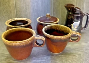 Hull Pottery USA Brown Drip Mugs O Handle Oven Proof Set Of 2 + Bonus 2 Sugar - Picture 1 of 19