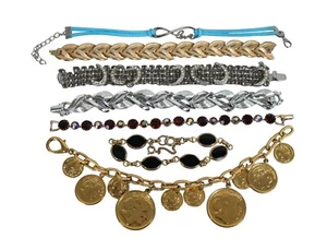 Lot of 7 Vintage Bracelets Costume Jewelry Weiss Trifari Kramer - Picture 1 of 12