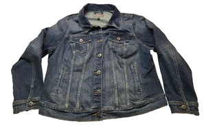 TORRID "FEEL THE FIT" Women's Distressed Denim Trucker Jacket Size 2 - Picture 1 of 14