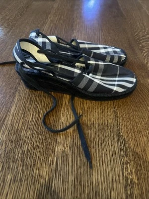 pre-loved auth BURBERRY size 38 platform low wedge ESPADRILLES nova check plaid - Image 1 of 4