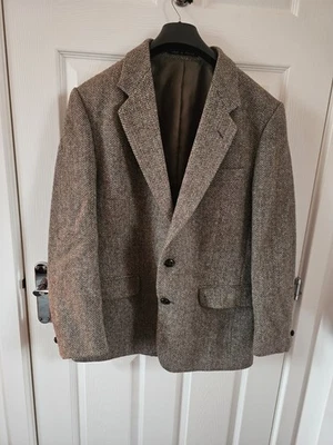 Harris Tweed Mens Jacket Blazer 44"  Wool Country Brown Herringbone Greenwoods - Image 1 of 4