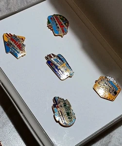 Vintage Swiss Federal RW SBB CFF FFS lot Of 5 Lapel Hat Pins Rare In Original... - Picture 1 of 12