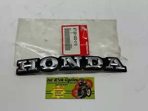 NOS HONDA CBX1000 CBX 1000 EMBLEMA DEL TANQUE DE COMBUSTIBLE DE GASOLINA 87122-422-010 OEM LADO IZQUIERDO - Imagen 1 de 10