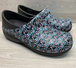 Crocs Neria Pro II Floral Slip Resistant Nursing Clog Shoes Women’s Size 8 - Picture 1 of 10