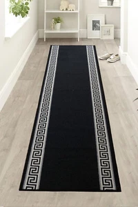 Tappeto Runner Antiscivolo Meander Bordo Design Nero Pile Basso con Ampie Opzioni - Foto 1 di 4