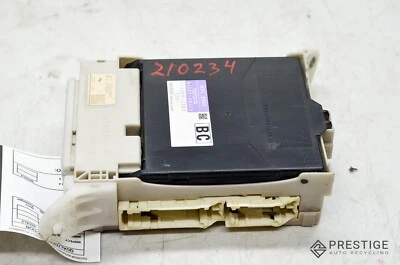 2013 LEXUS RX350 MÓDULO DE CONTROLE DE CORPO DE REDE MULTIPLEX 89221-48530 FABRICANTE DE EQUIPAMENTO ORIGINAL - Imagem 1 de 4