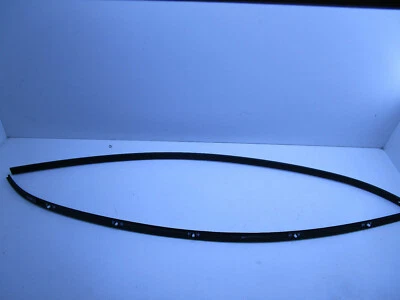 VE VF SS SV6 SSV CLUBSPORT HSV EVOKE OMEGA HOLDEN UTE PAIR BLACK SIDE TRIM MOULD - image 1 of 4