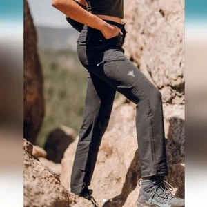 SheFly Gnara Go There Wanderhose schwarz wandelbar mehrfarbig Gr. 6 - Bild 1 von 16