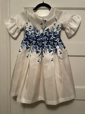 Janie And Jack Cream And Blue Floral Dress with Flutter Sleeves Size 5 - Image 1 of 4