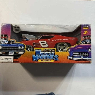 De colección Muscle Machines NASCAR '69 Chevelle en color ROJO #8 1:18 Diecast Foto 1 de 4