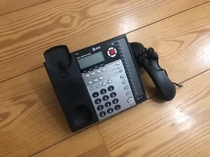 AT&T 1070 4-Line Phone Small Business System Parts Issues Read - Photo 1/4