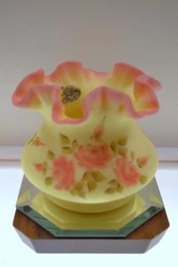 FENTON ROSE BOWL YELLOW BURMESE SATIN #1 Rose Blush 4"T  FREEusaSHIP - Picture 1 of 4