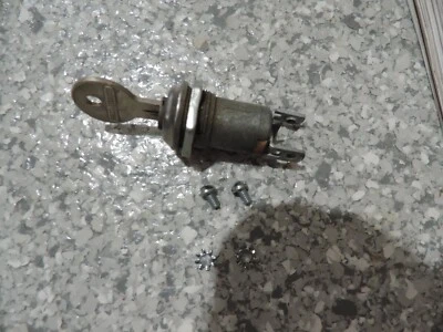 69-E70 C3 Corvette Theft Alarm Switch Lock w/Key--GM #3937671---NOS--NCRS! - Image 1 of 4