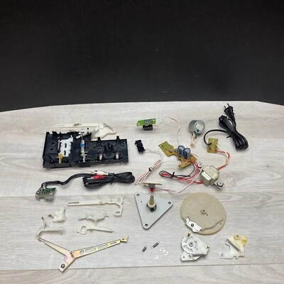 LOTE DE PEÇAS DE TOCA-DISCOS Kenwood KD-12RB - Interruptores de motor de alavanca de engrenagens de cames - Imagem 1 de 4