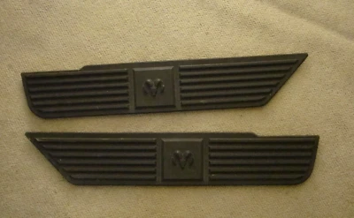 1987-1996 Dodge Dakota Set of 2 Left Right Rear Bumper Step Pads - Image 1 of 4
