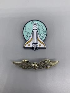 The Last of Us Part 2 Ellie Edition Backpack Pin Badge Set, Wings + Rocket Pin - Picture 1 of 2