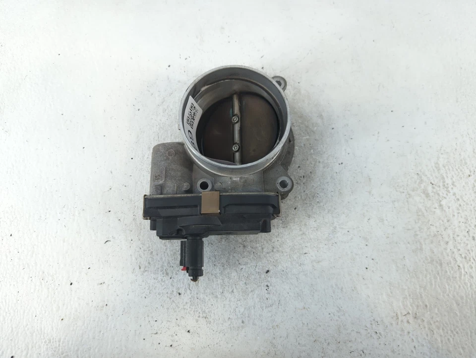 Carrocería del acelerador Chevrolet Suburban 1500 WMYTN Foto 1 de 4