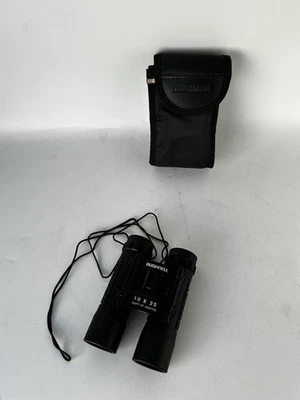 Черный компактный складной бинокль Bushnell 10 x 25 302 фута на 1000 ярдов б/у #u - Изображение 1 из 4