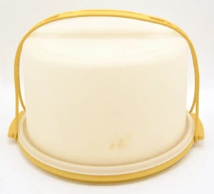 Vintage Tupperware Cake Holder Carry Handle Take Yellow Strap Dome Lid Protect - Picture 1 of 4