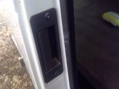 Manija de puerta de pasajero exterior con bisagras laterales traseras para camioneta Ford E150 96-14 3348118 Foto 1 de 3