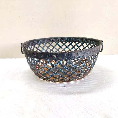 1920s Vintage Primitive Rusted Iron Basket Old Decorative Rare Collectible 136 Cover