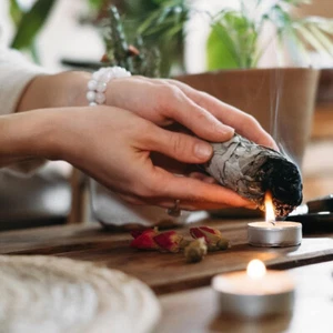 10cm Sage Bundle Smudge Wand Spiritual Incense Burning Aromatherapy Bundle - Picture 1 of 12