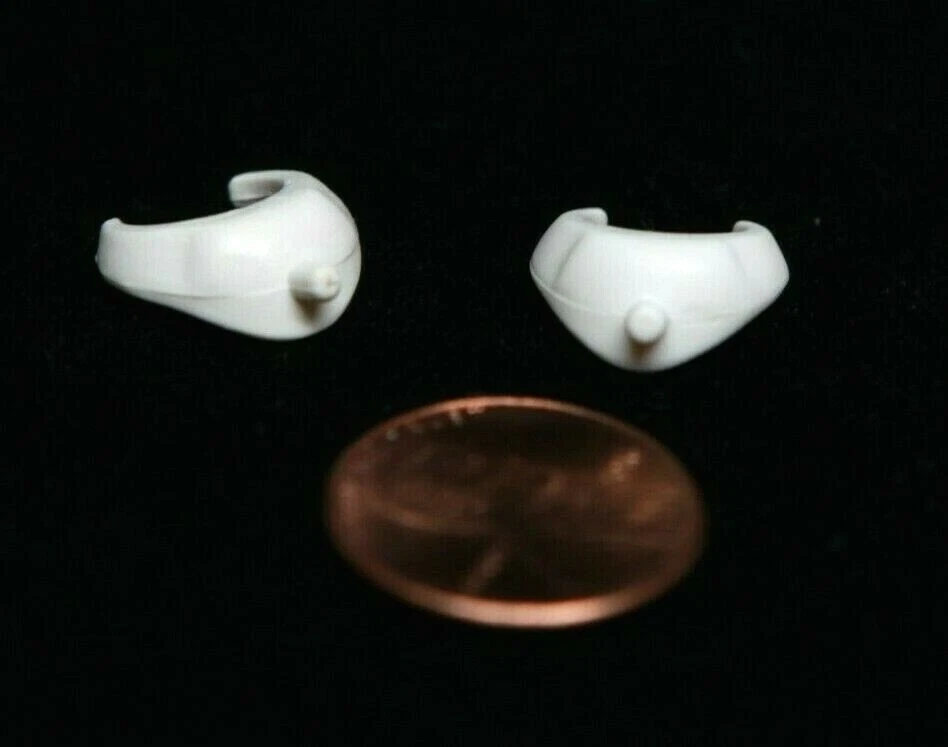 Playmobil Miniature Hospital Medical IV White Neck Cuff Lot - 2 Pcs - Image 1 of 1