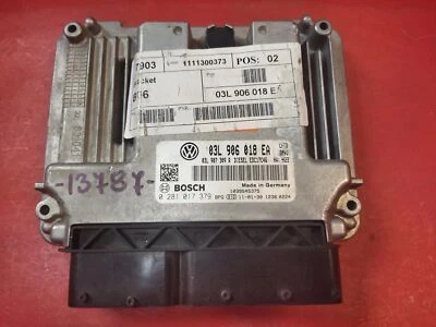 VW EOS 2.0 TDI ECU 0281017379 - 03L906018EA / FastCourier - Immagine 1 di 2