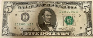 Collectible SERIES 1974 $5 bill in very good condition - Picture 1 of 4