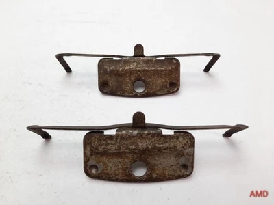 BMW 335xi 335i N55 N54 E90 E92 2010 pastillas de freno delanteras juego de clips de resorte 2 piezas 6757253 Foto 1 de 2