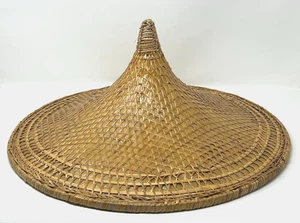 Sombrero para el sol vintage hecho a mano cono cesta rickshaw juncia kasa arroz cónico tejido a mano - Imagen 1 de 16