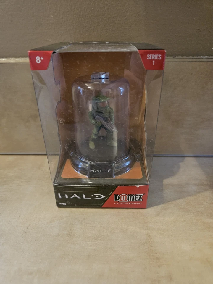 Halo Domez Master Cheif With Assault Collectible # 581 Miniatures Vinyl