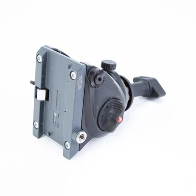 Manfrotto MVH500AH Professional Fluid Video Head with Flat Base - Image 1 of 4