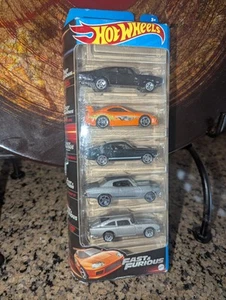2023 Hot Wheels Fast & Furious 5 Pack w/ Toyota Supra/Mustang/Chevelle - Picture 1 of 5