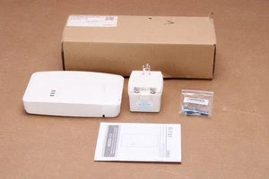 DSC WS4920 Wireless Repeater 70009057 With Power Supply and Accessories - Picture 1 of 9