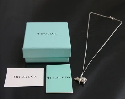 Autentica collana con ciondolo maiale vintage Tiffany & Co. in argento sterli... - Immagine 1 di 4