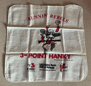 UNLV Nevada Las Vegas -- 1987 Vintage 3 Point Hanky -- Runnin Rebels Basketball - Bild 1 von 3