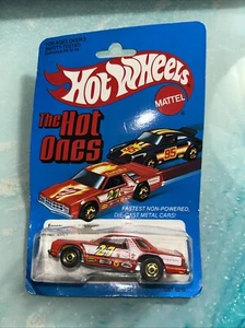 Mattel Hot Wheels The Hot Ones Frontrunnin Fairmont Model 3257 Metal NIB Punched - Picture 1 of 3