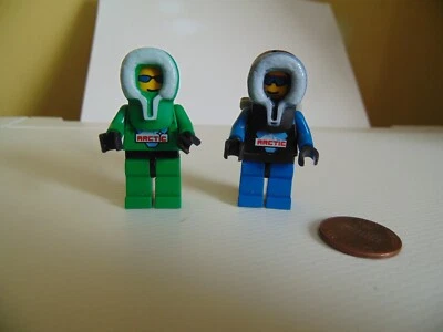 LEGO Artic Explorer MINIFIGURE LOT/2 - Image 1 of 2