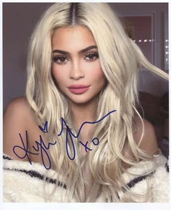 Kylie Jenner SIGNED Photo 1st Generation PRINT Ltd, + Certificate / 5 - Picture 1 of 1