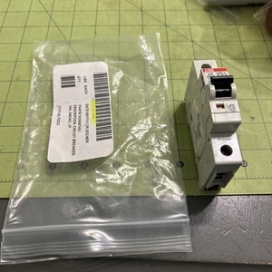 NEW ABB S201-C10 Circuit Breaker 1P 10A - Picture 1 of 6