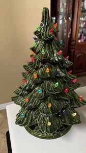 Vintage ceramic Christmas tree with pin lights And Base - Picture 1 of 10