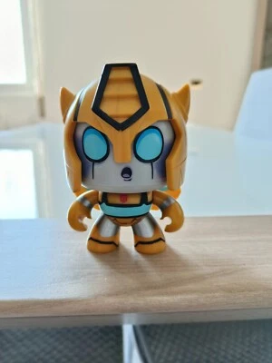 Hasbro Bumblebee Transformers serie Mighty muggs action figure cambia volto - Immagine 1 di 4