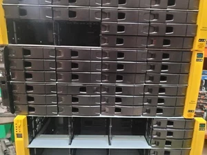 HP 3PAR STORESERV 8000 STORAGE ARRAY 12G CONTROLLERS WITH NETAPP CADDIES - Picture 1 of 4