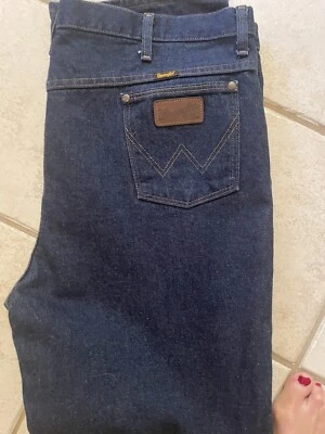 Wrangler 36MWZ Jeans Men's Size 42x34 Slim Fit Blue Denim Cowboy Boot Cut - Image 1 of 4