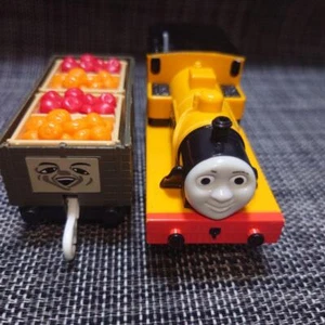 Thomas & Friends TOMY Plarail Trackmaster T-32 Duncan Train Engine - Picture 1 of 5