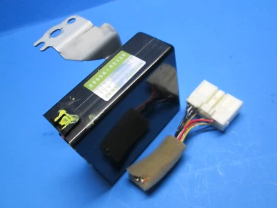 Módulo de control amplificador HVAC Toyota Rav4 2001-2005 88650-42130 OEM Foto 1 de 4