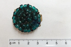 Alte mehrreihige Schließe, grüne Perlen - Picture 1 of 4